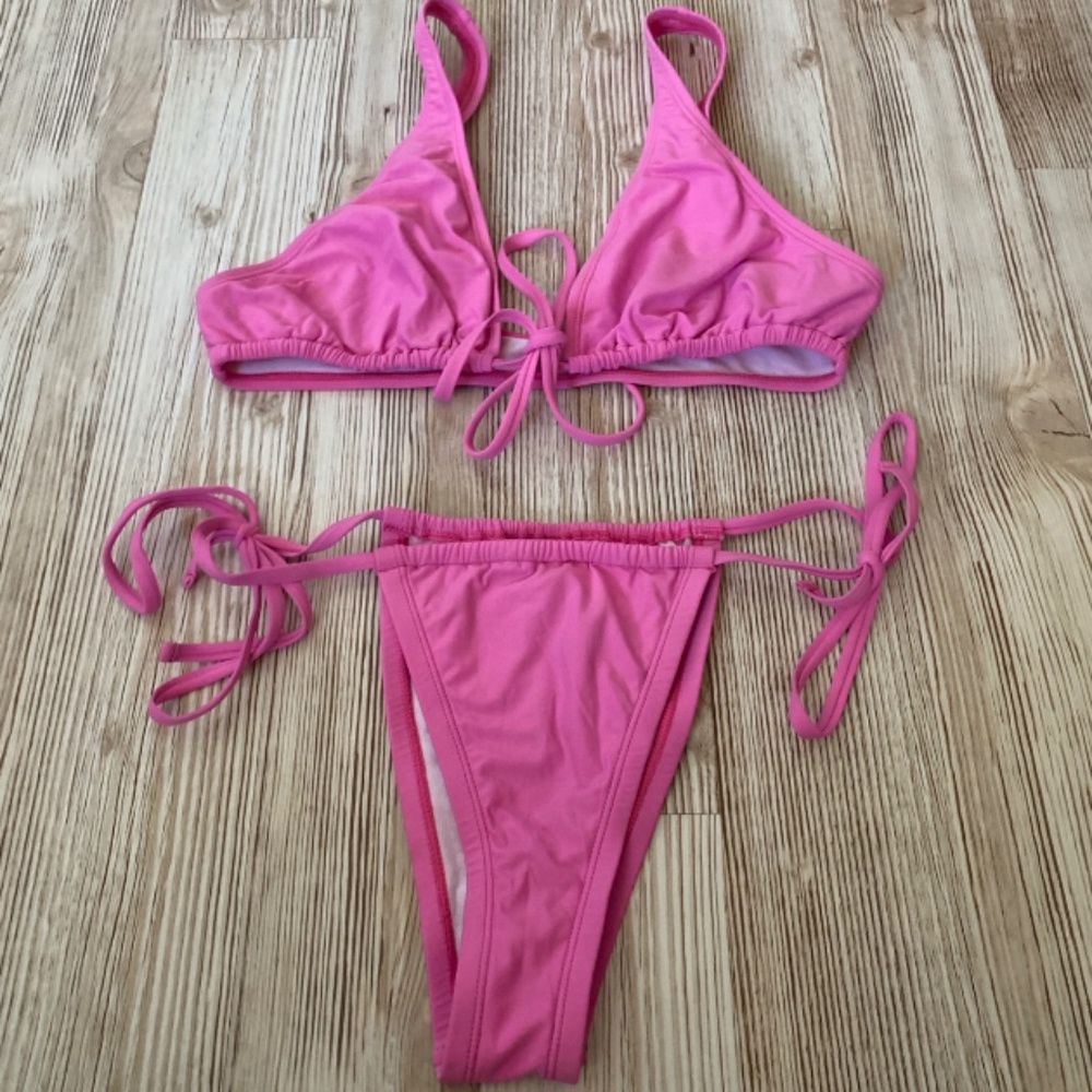 Fashion Nova, hot pink string bikini, front tie bikini top and bottoms, size S